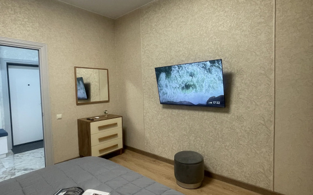 Flat Tsentralnoye Mesto Dvukhkomnatny Lyuks