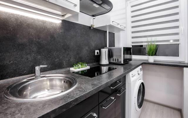 Vozle Parka Pobedy Na Griboyedova 30 Apartments