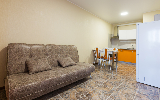 Azbuka Na Prospekte Oktyabrya 107b Apartments