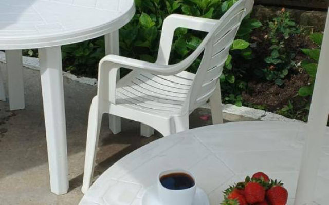 Lika Guest House