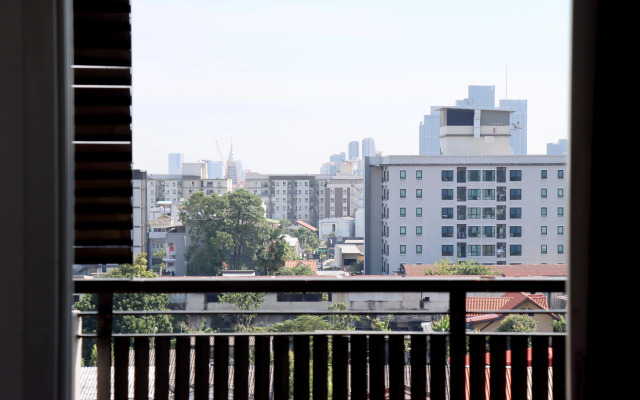 Отель UTD8 Hotel & Residence