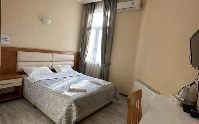 Visiting Nona Apart Hotel
