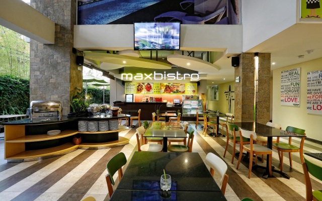MaxOneHotels Bukit Jimbaran Hotel