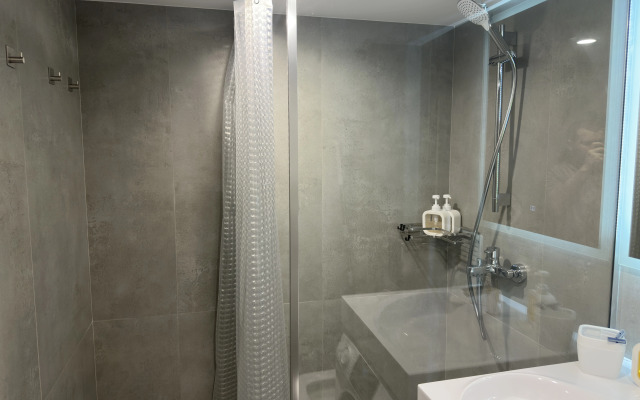 Studiya S Sovremennym Remontom V Elitnom Zhilom Komplekse Flat