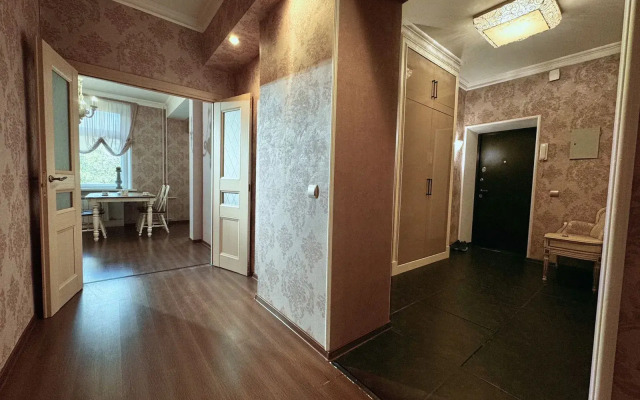 Yevrodvushka V Samom Tsentre Goroda Flat