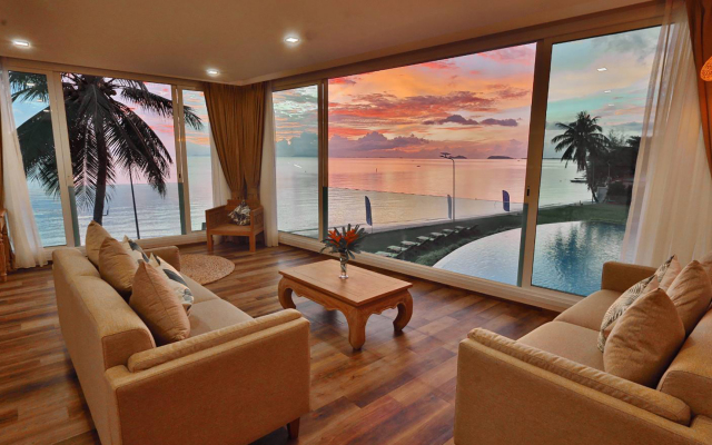 Vannee Golden Sands Beachfront Resort
