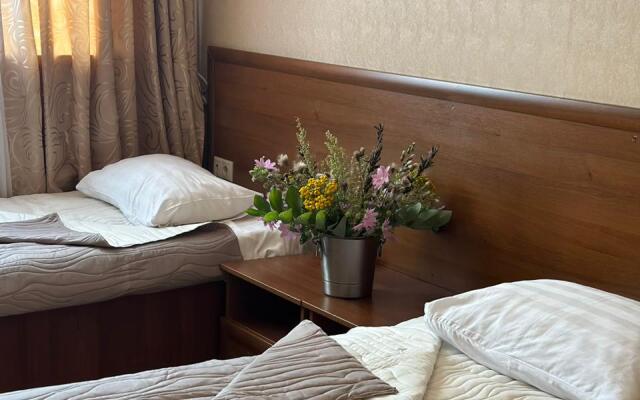 Aviastars Guest house