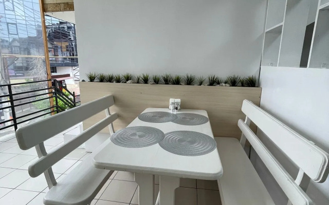 Lazurny Guest House