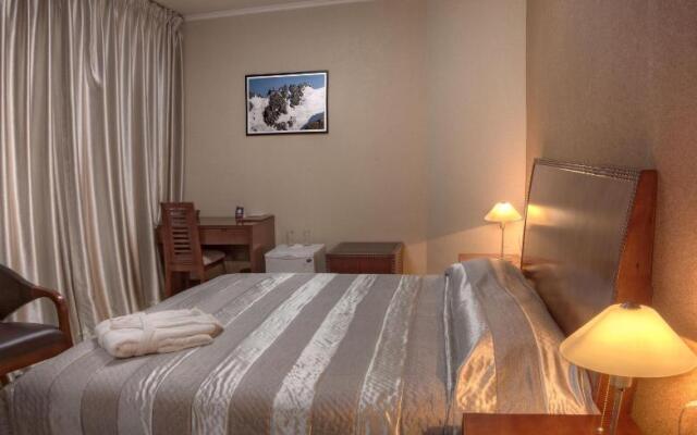 Voyage Hotel