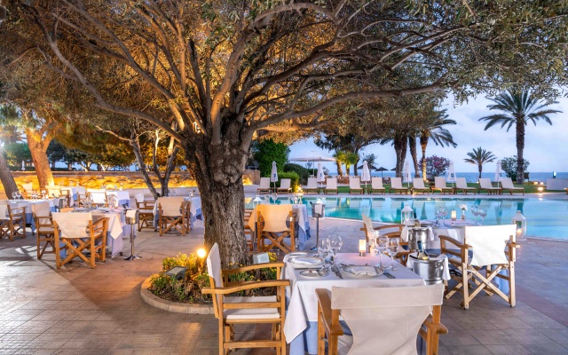 Отель Constantinou Bros Athena Royal Beach