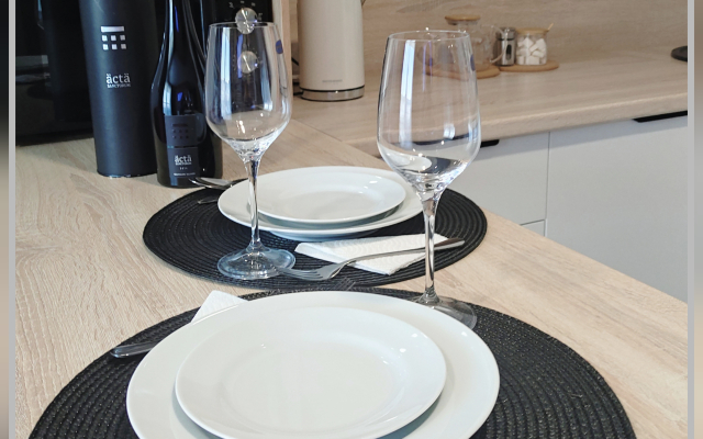 Квартира 1-к на Лескова 44, 2 Кровати, 39м