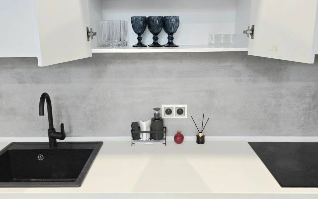 Квартира Большая уютная студия рядом с аэропортом