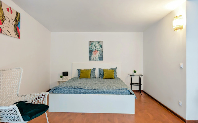 Apartamentyi Nevskij 18 Nikol I Mishel 1
