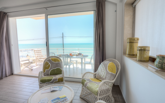 Case Vacanze Pomelia Guest House