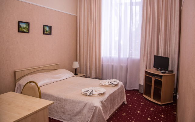 Levy Bereg hotel