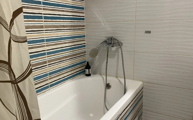 Апартаменты Классические с Балконом Уютный Дом на Смольной 44