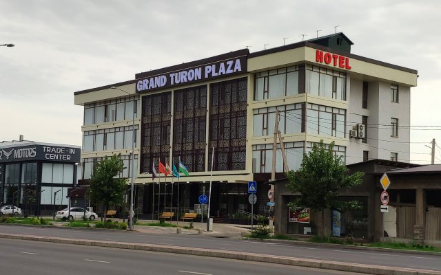 Отель Grand Turon Plaza