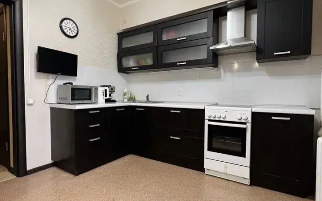 Квартира на Быстринской 10