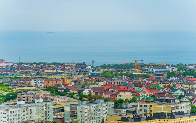 Апартаменты с Лоджией и Видом на Город и Море от LetoApart