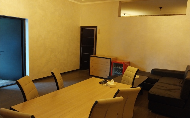 Happiness Guest House