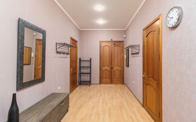 3 Spalni U Nekrasovskogo Sada Apartments