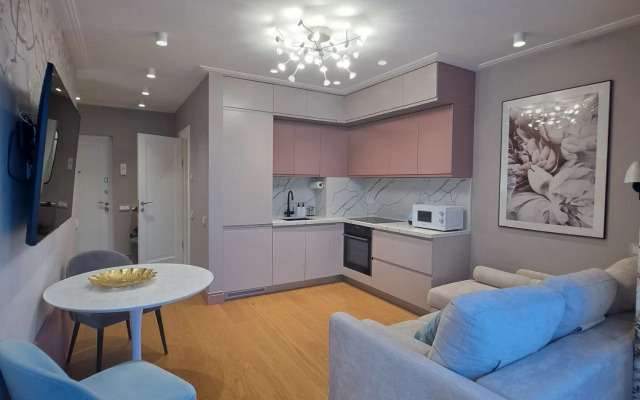 V Tsentre Sochi U Morya Apartment