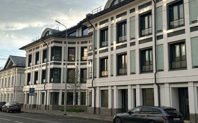 Апартаменты в доме Бизнес-класса в Центре Казани плюс своя парковка