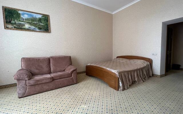 Resident Hotel