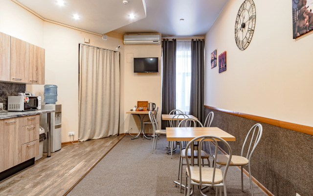 Filippov Na Nevskom 142 Guest House