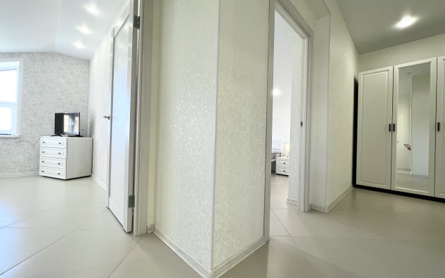 Na Tulskoy 18 Na Shestom Etazhe Kvartira 25 Apartments