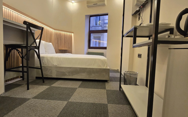 Grand Rafinn Hotel