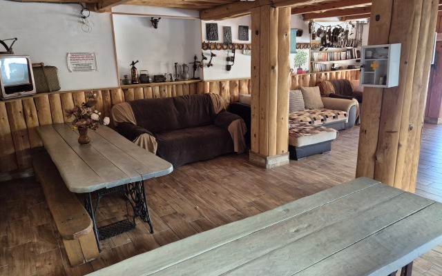 Mama Dzhan Guest house