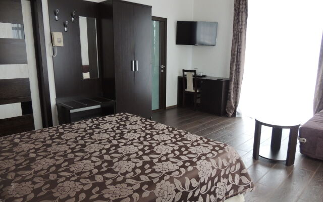 PIANO (PIANO) Guest House