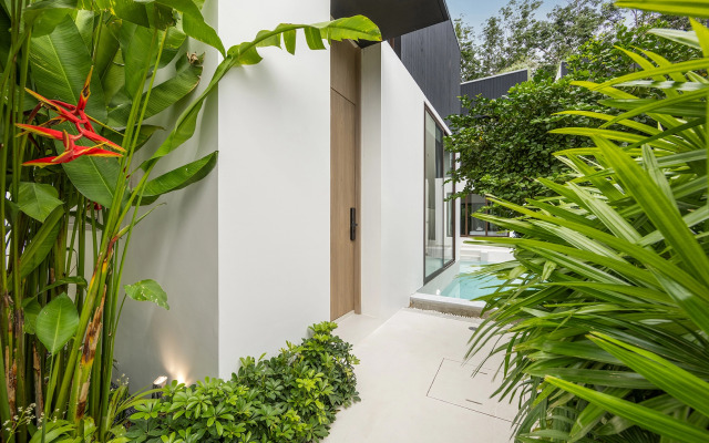Qabalah 2BR Villa, Pool & Rooftop near Bangtao Villa