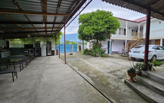 Otdykh V Alakhadzy u Valeriy Guest House
