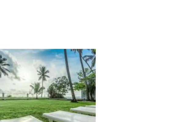 Отель Sea Crest