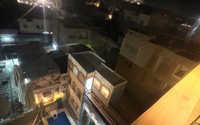 Nun Pyramids Inn Hotel