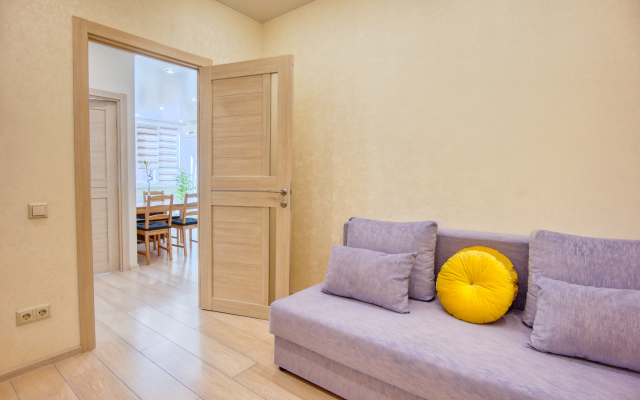 EL'HOME ryadom s MTL Arenoy na Sovetskoy Armii Flat