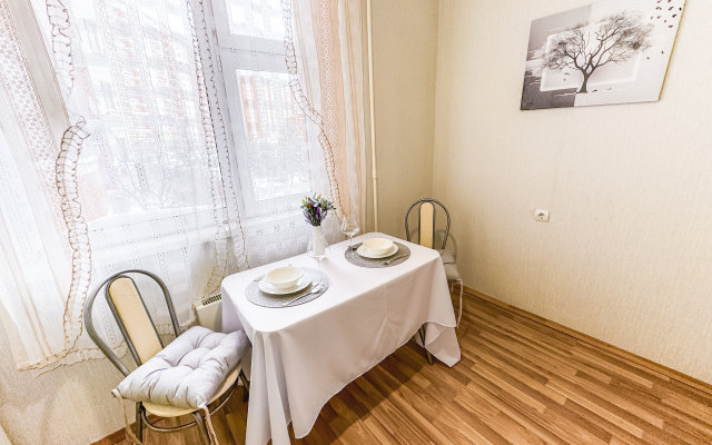 S zaseleniyem Lutshiy servis Posutochno50 Flat