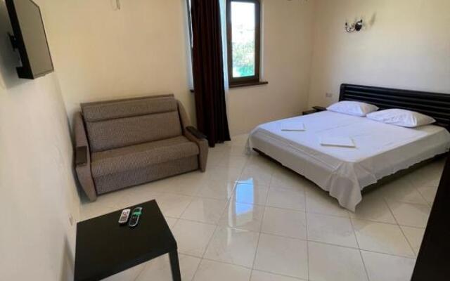 Kamila Private House
