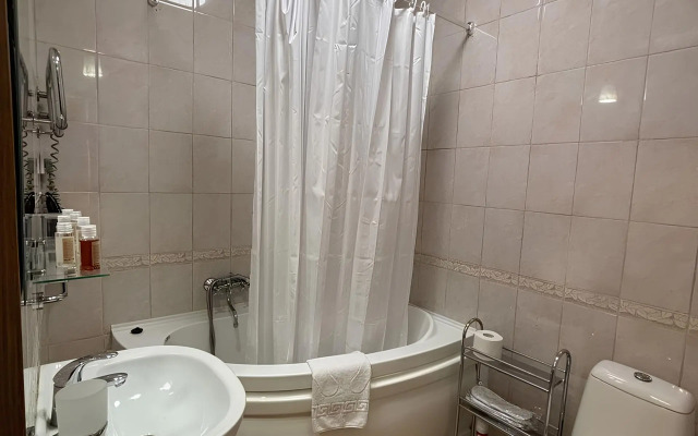 Апартаменты Central Inn