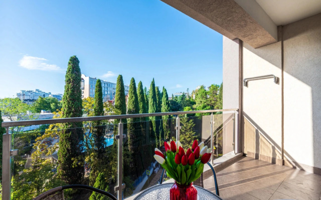 Апартаменты Red Apartments Светлана Парк Жаклин