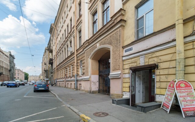 Sutki Rent Apartments near the Mariinsky Theatre are Triple