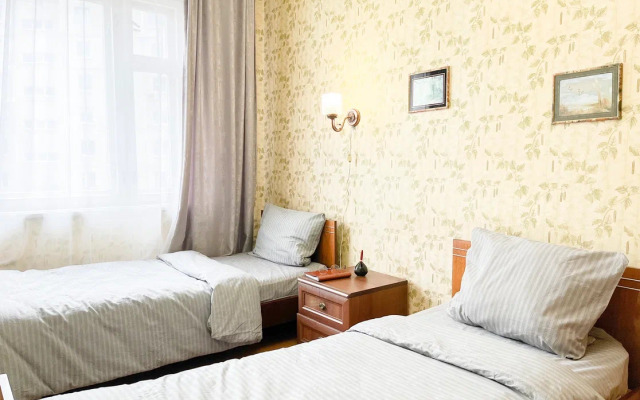 Апартаменты Уютные 2-комнатные на Дмитрия Павлова 11