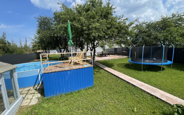 C Bassejnom Guest House