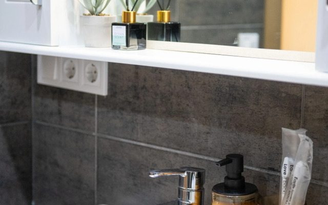 Апартаменты рядом с парком и метро