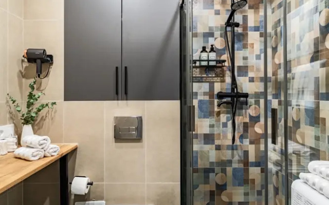 Studiya vozle metro Flat