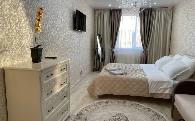 Na Proyezde Lakina Flat