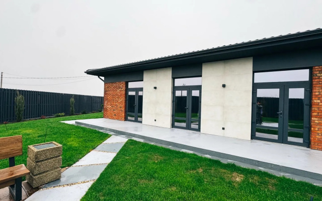 Zagorodny Kottedzh 8-k 310 m2 Villa