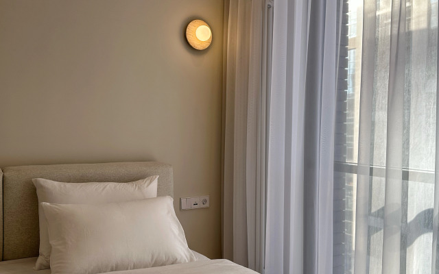 Апартаменты Уютная студия с видом на море центр